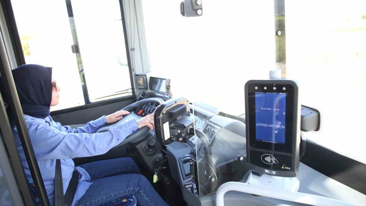 HBB, İskenderun’a 8 yeni otobüsle toplu ulaşımı güçlendiriyor