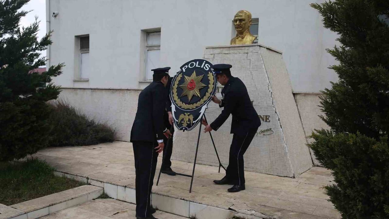 İhsaniye'de Polis Haftası etkinlikleri: Atatürk büstüne çelenk, birlik ve dayanışma vurgusu