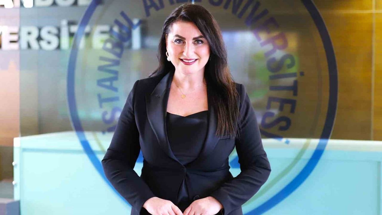 İlişkilerde kritik ayrım: Sağlıklı bağlılık mı, bağımlılık mı?