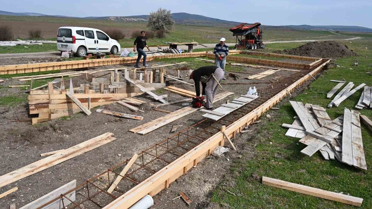 İnönü Belediyesi, Kümbet Akpınar Mahallesi'ne 200 m² Koyun Yıkama Yeri İnşa Ediyor