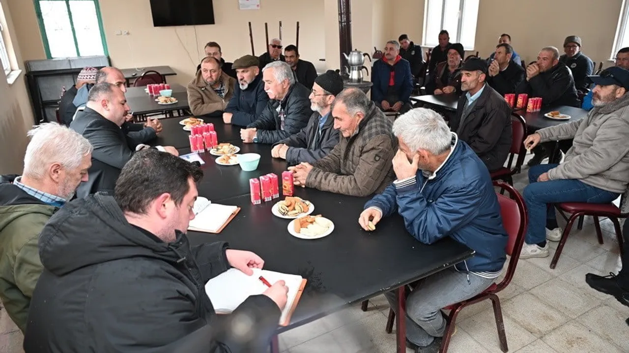 İnönü Belediyesi Yörükyayla’da Vatandaş Taleplerine Yerinde Yanıt Veriyor