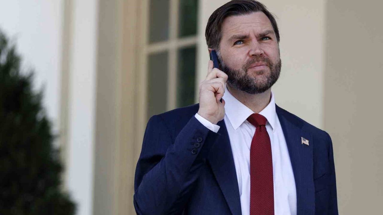 İran-ABD Görüşmeleri Pakistan'da Başlıyor: İran Heyetine Galibaf, ABD Heyetine Vance Liderlik Edecek