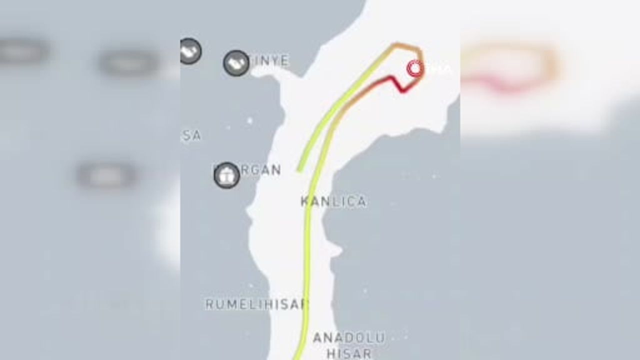 İstanbul Boğazı'nda TRACKHOUND'un makine arızası nedeniyle gemi trafiği çift yönlü askıya alındı