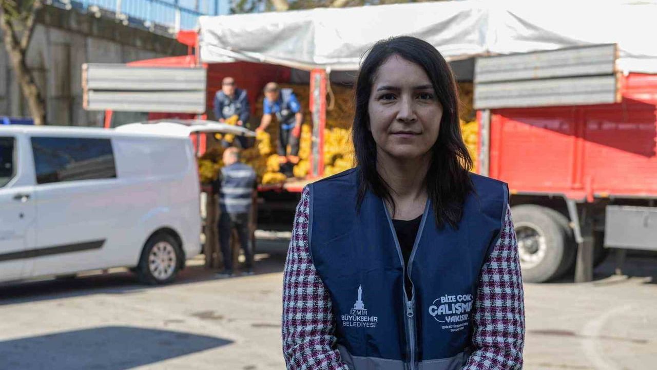 İzmir Büyükşehir'den Ödemiş üreticisine destek: 300 ton patates 60 bin haneye dağıtılıyor