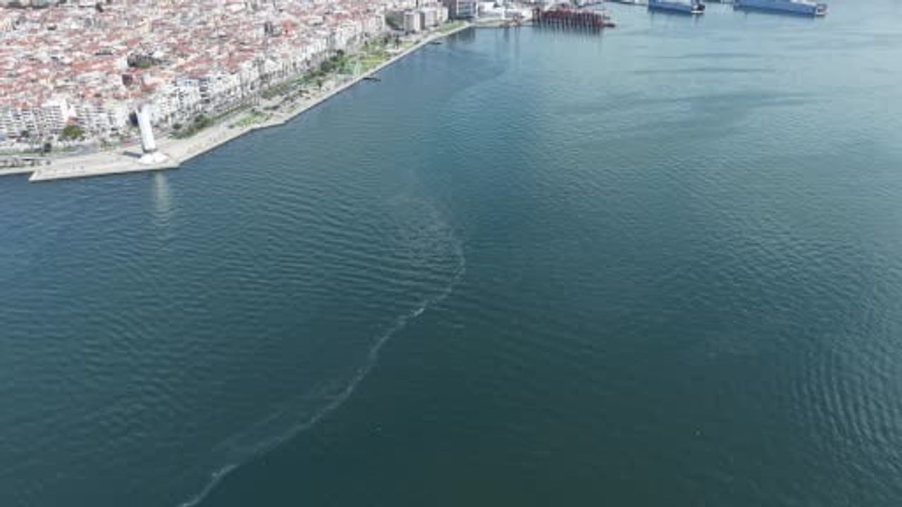 İzmir Körfezi'nde kasımdan bu yana dokuzuncu dış kaynaklı kirlilik tespiti