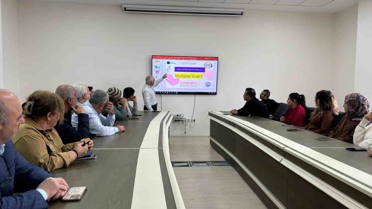 Just Her projesiyle sığınmacı kadınların başarı hikayeleri ve yetişkin eğitimi güçlendiriliyor