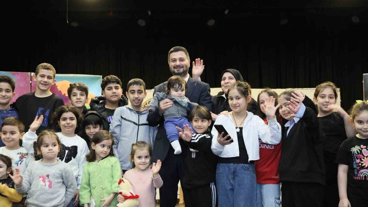 Kağıthane 2026-2027 Kültür ve Sanat Sezonu: Tiyatro, Sinema ve Konserlerle İlçe Genelinde Yoğun İlgi