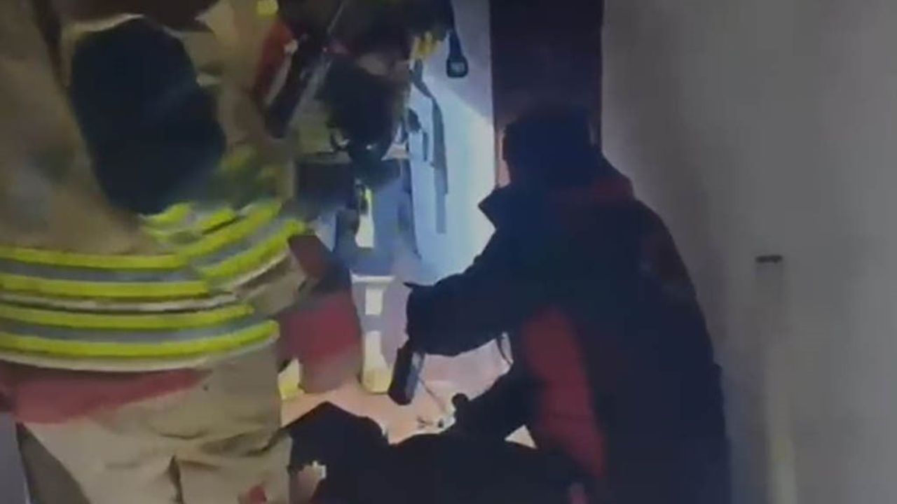 Kahramanmaraş’ta ev yangını: 92 yaşındaki H.H.S. itfaiye ekiplerince kurtarıldı