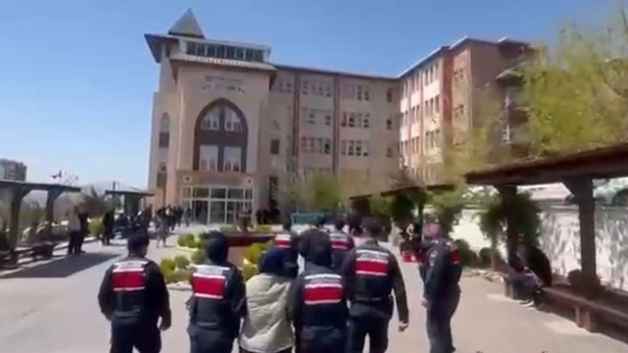 Kahramanmaraş'ta karısını tabancayla vuran koca tutuklandı