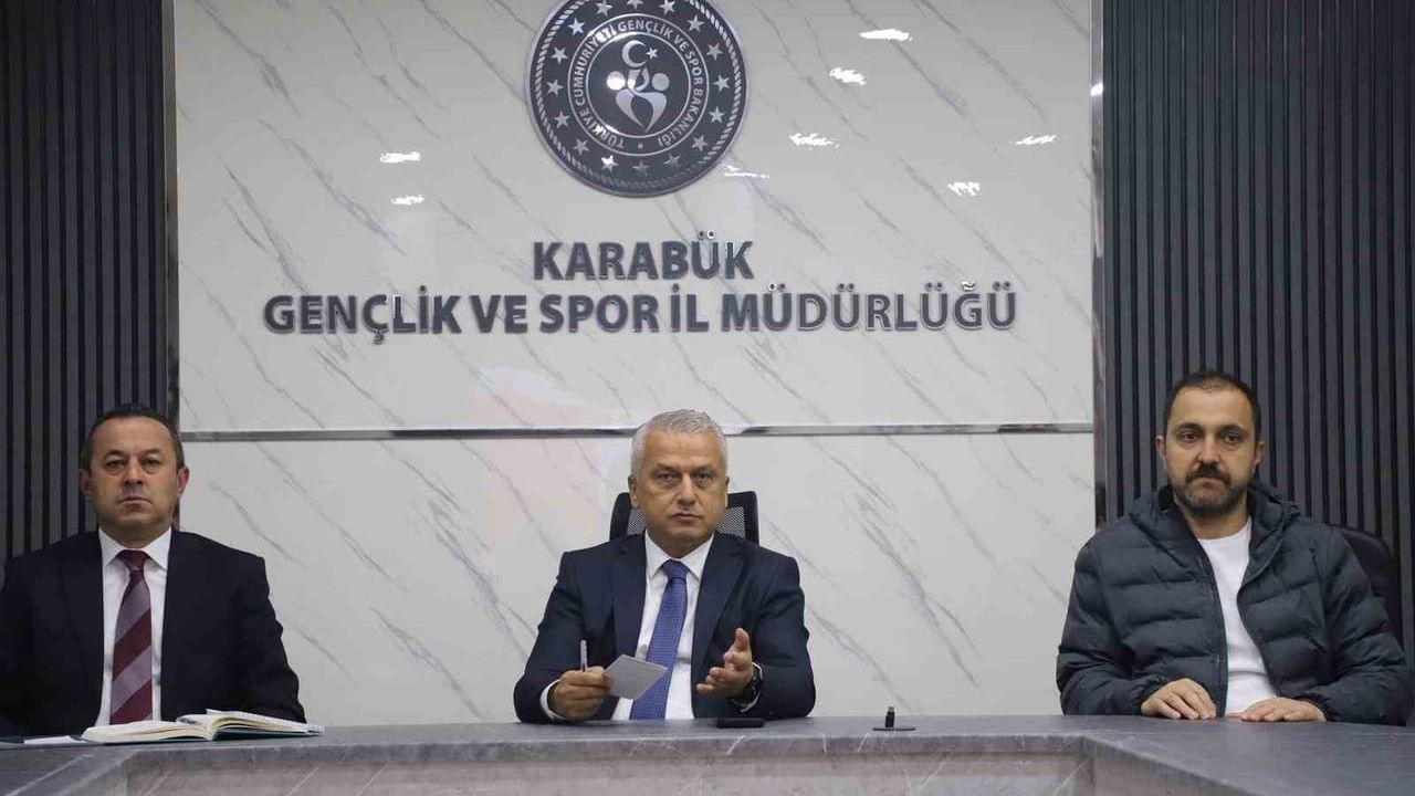 Karabük’te Antrenörlerle Sportif Faaliyetler Değerlendirildi