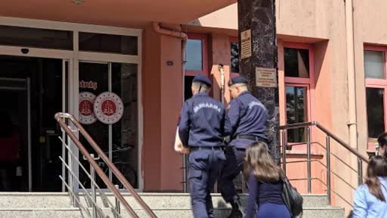 Karabük'te iddiaya göre eşini av tüfeğiyle öldüren kadın adliyeye sevk edildi