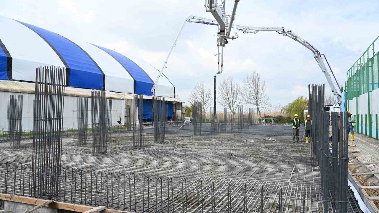 Karacabey'de Kültürpark'a Hamam-Sauna, Kafeterya ve Fitness Kompleksi Temeli Atıldı