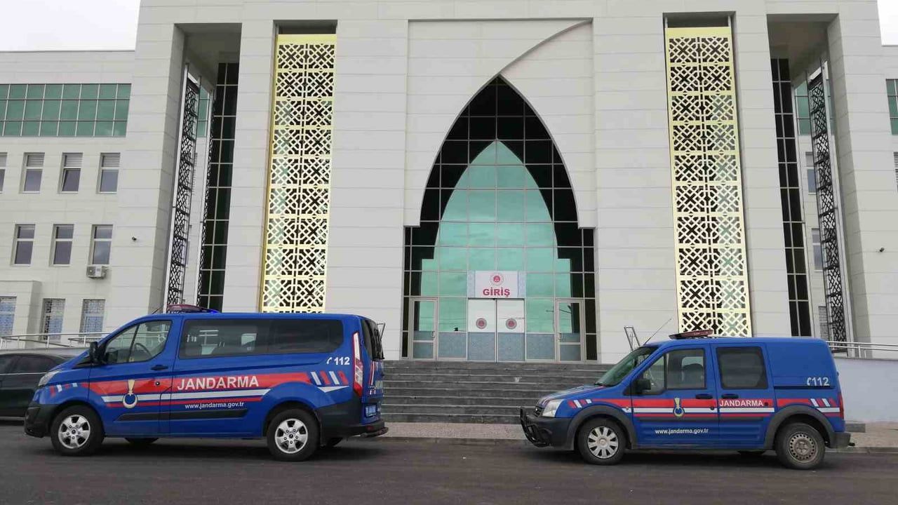 Karaman'da tefecilik operasyonunda 32 kişi gözaltına alındı