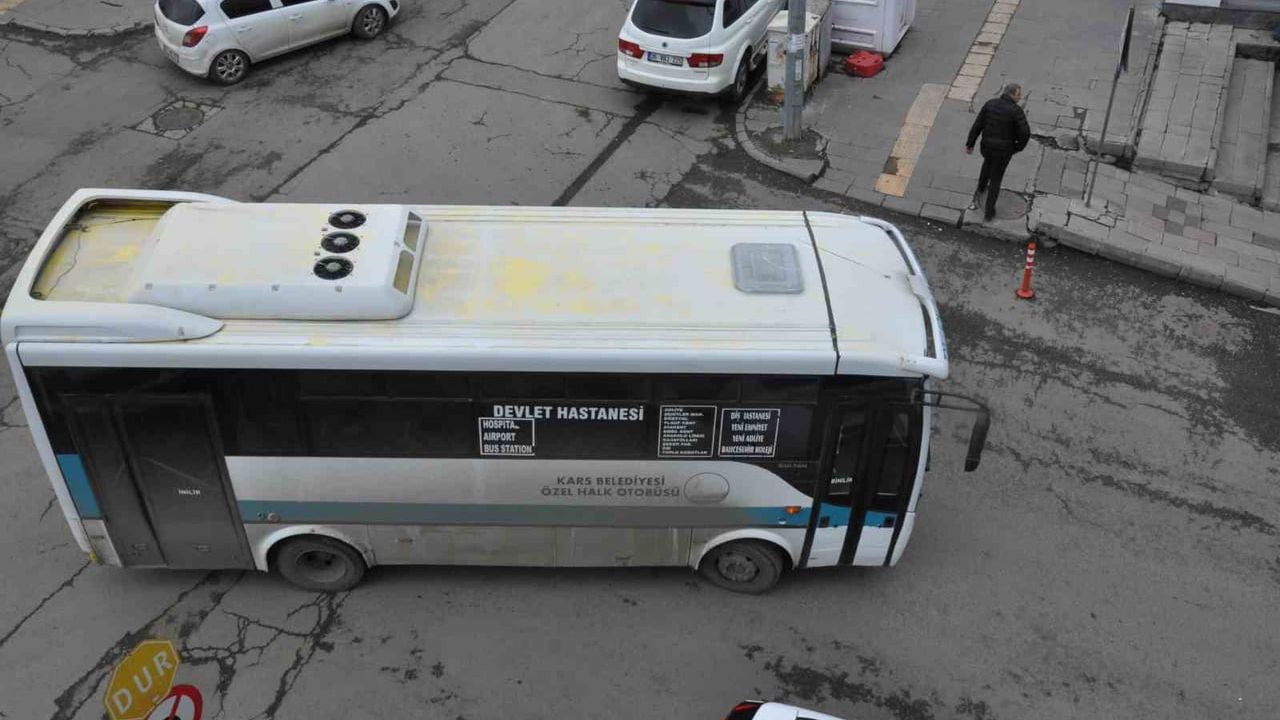 Kars'ta dolmuş zamları: 25 TL'den 35 TL'ye yükseliş ve vatandaşların talepleri