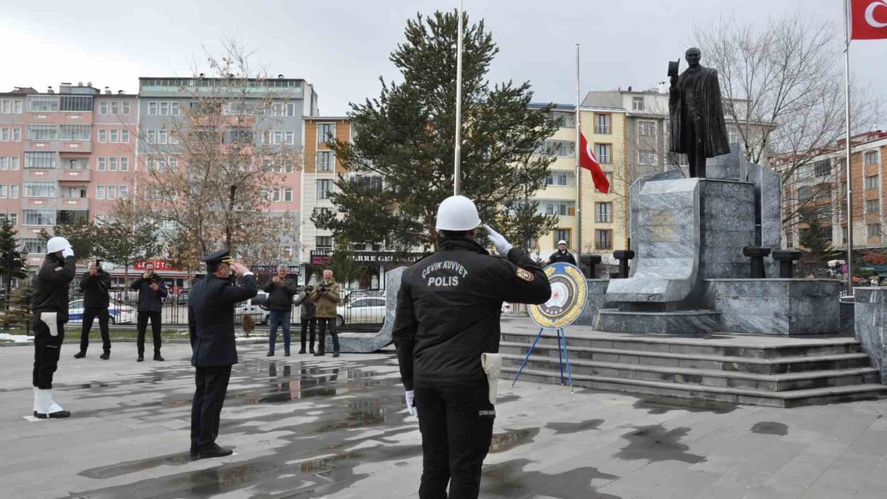 Kars'ta Türk Polis Teşkilatı'nın 181. Kuruluş Yıldönümü Törenle Kutlandı