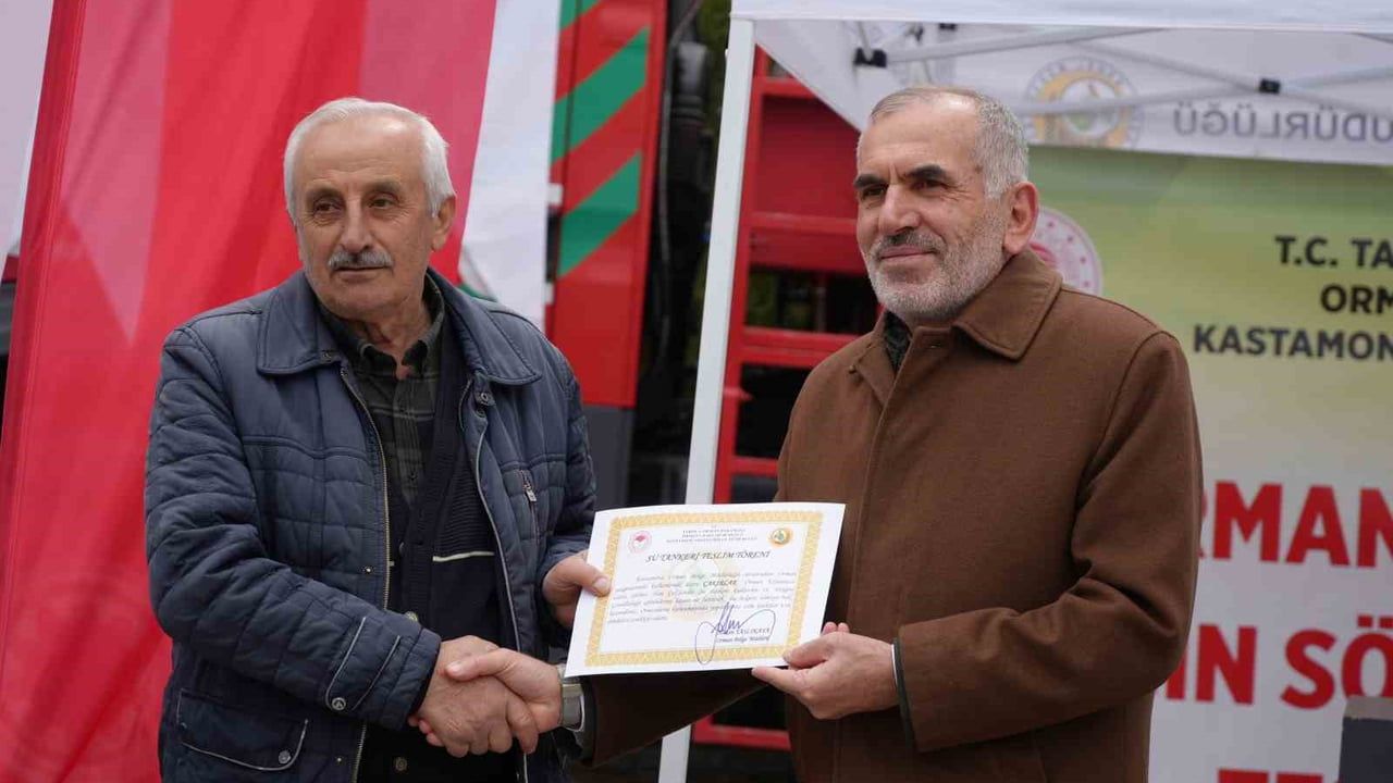 Kastamonu’da yangına hassas köylere 20 yeni 3 ton çekilebilir su tankeri dağıtıldı