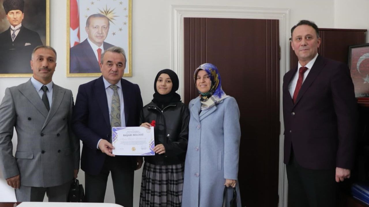 Kaymakam Öztürk, Kur’an-ı Kerim’i Güzel Okuma Yarışması bölge birincisini kabul etti