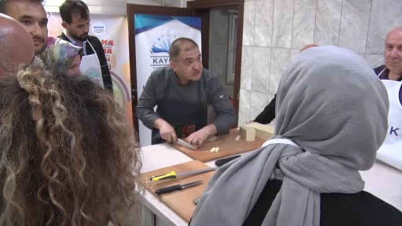 KAYMEK'in pastırma kursuna ilgi artıyor: AB Coğrafi İşaret Tescili sonrası talep yükseldi