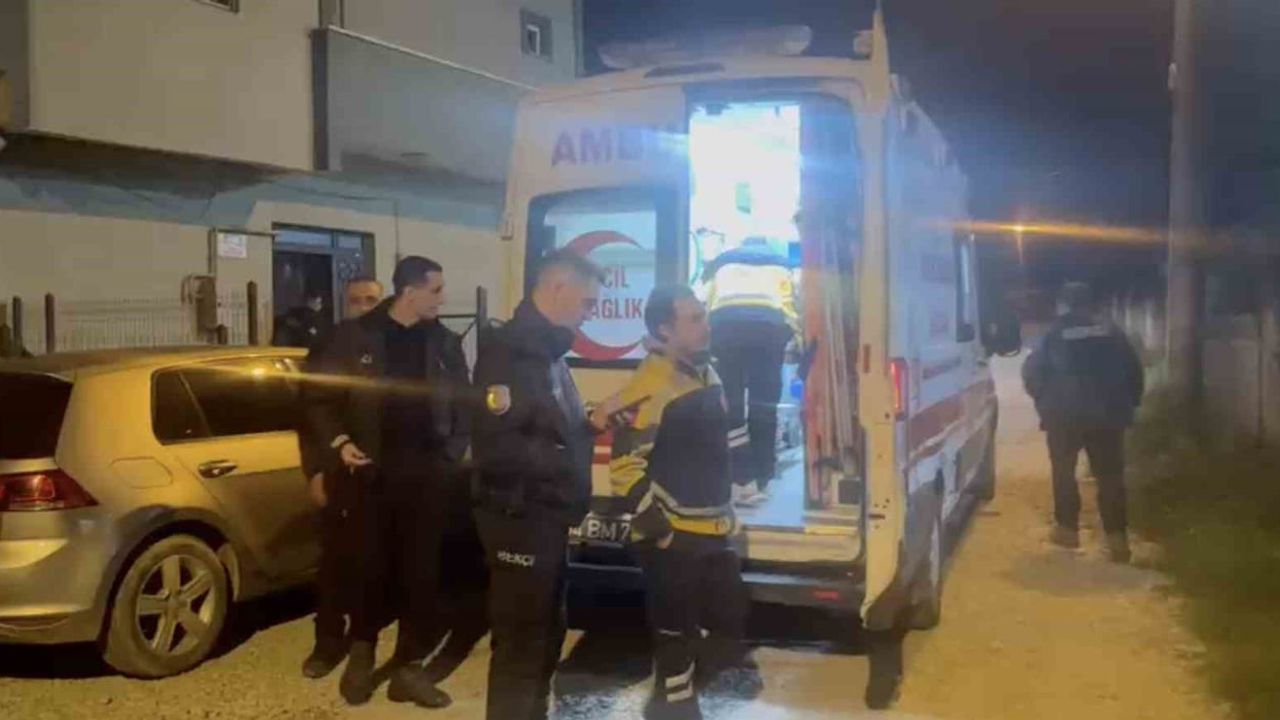 Kaynarca'da alacak verecek tartışması kavgaya dönüştü: 1 kişi bıçaklandı, şüpheli gözaltında