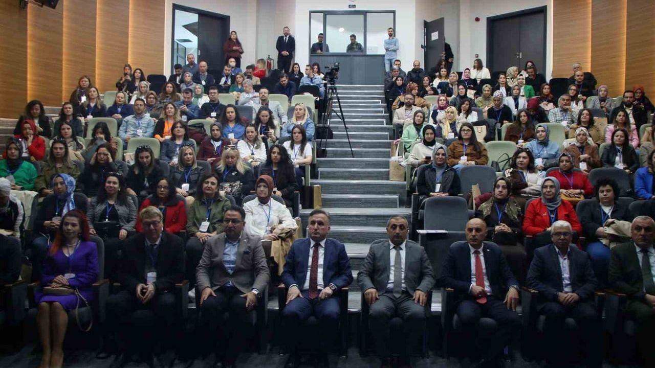 Kayseri Scientix STEM Eğitimi Çalıştayı başladı — 6-9 Nisan öğretmen atölyeleri