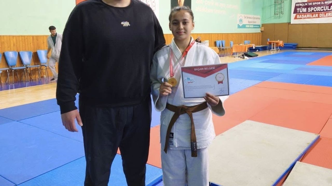 Kayserili judocular Aksaray'dan iki madalya ile döndü