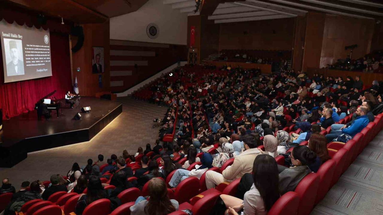 Keman ve Piyano ile Saklı Kadim Nağmeler: ‘Türk Müziği Saz Eserleri’ Konseri Atatürk Üniversitesi'nde