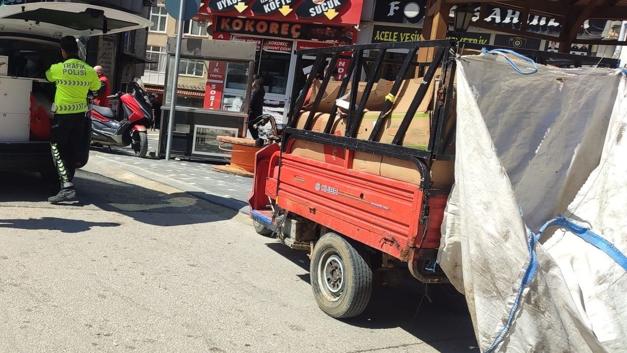 Keşan'da plakasız triportör ve motosiklete toplam 92 bin TL ceza kesildi