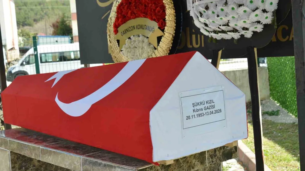 Kıbrıs Gazisi Şükrü Kızıl, Hanönü'de Askeri Törenle Uğurlandı