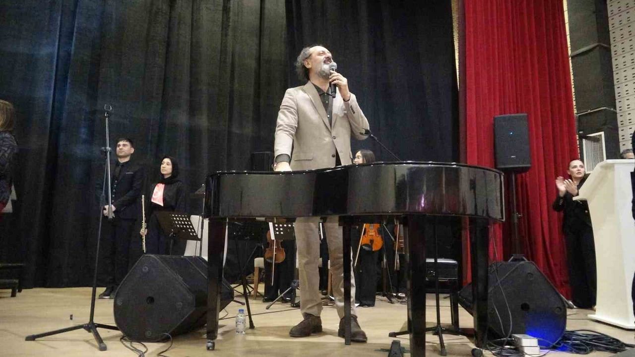 Kilis’te 'Kim Var?' Sanat Etkinliği Büyük İlgiyle Gerçekleştirildi