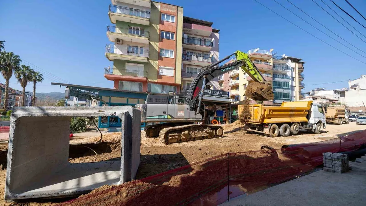 Kiraz’da 100 milyon TL’lik yağmursuyu altyapı yatırımı: 3 km hat inşa edilecek