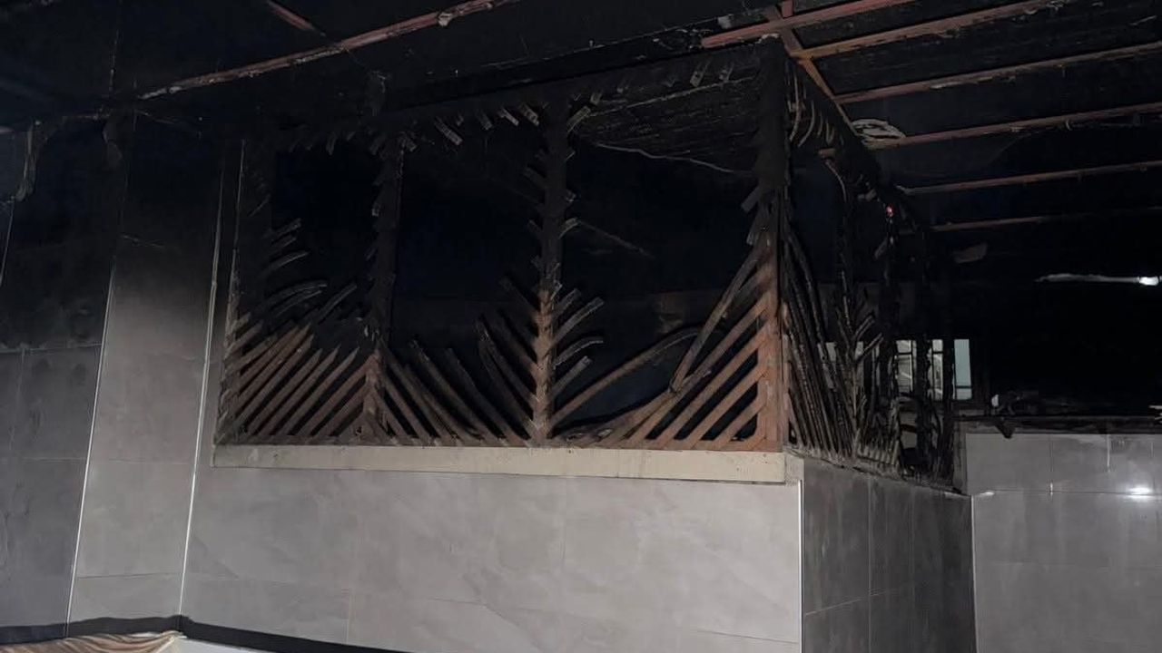 Kırıkhan'da yanan ekmek fırını kullanılmaz hale geldi