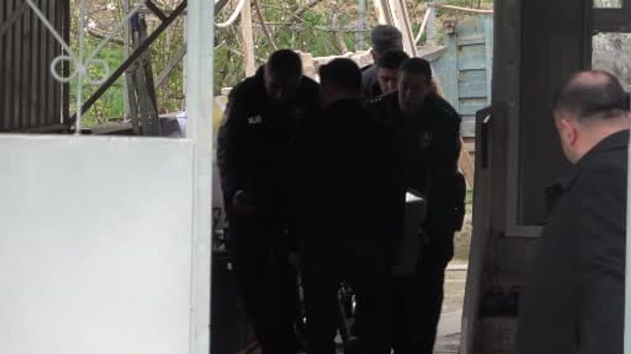 Kırıkkale'de iki kardeş, iddiaya göre babalarını bıçak ve baltayla öldürdü