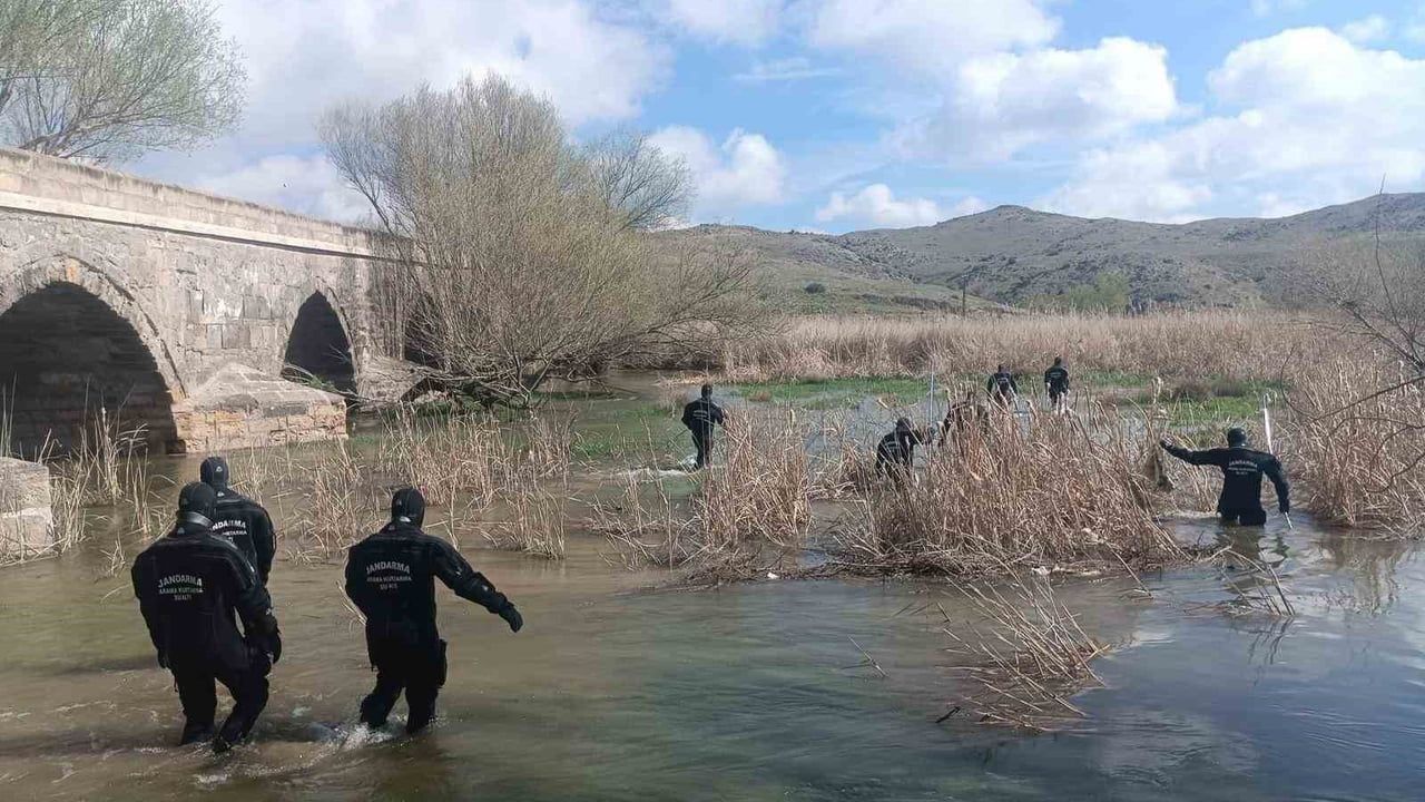 Kırşehir'de 2 gündür kayıp Ramazan Karaaslan için arama çalışmaları sürüyor