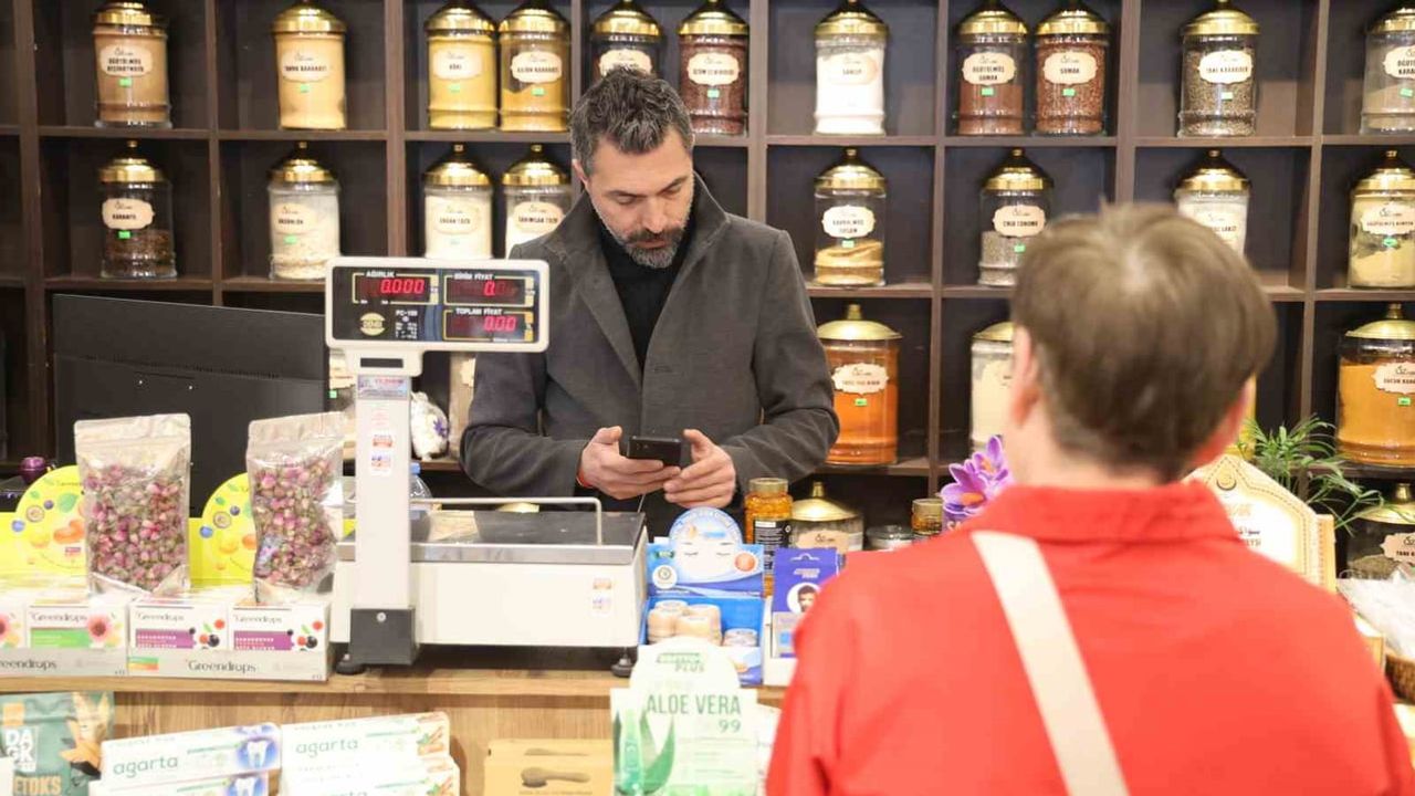 Kırşehir'de soğuk hava bağışıklık destekli bitkisel ürün talebini artırdı