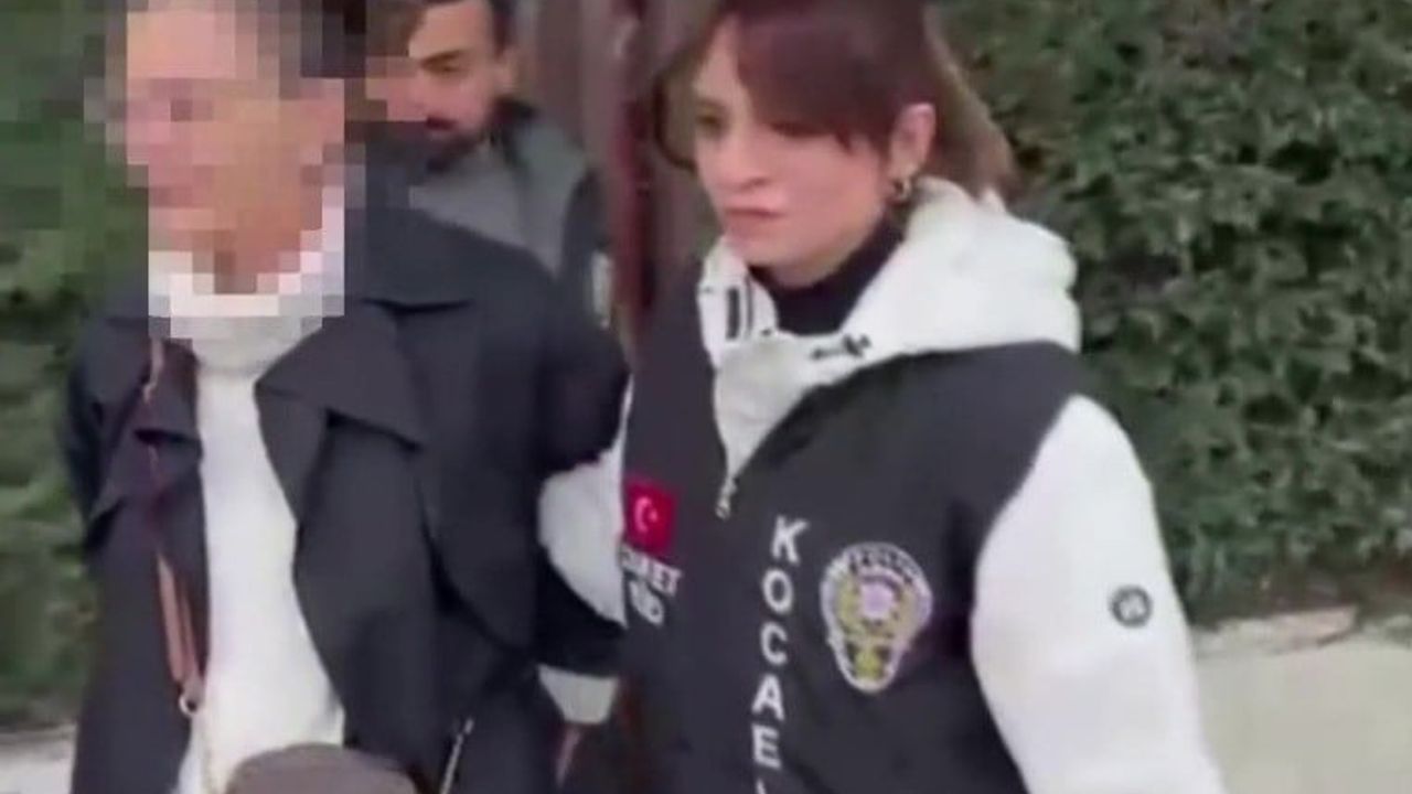 Kocaeli'de 2007'de konteynere atılan bebeğin annesi Emine N.Ö. 19 yıl sonra hakim karşısında