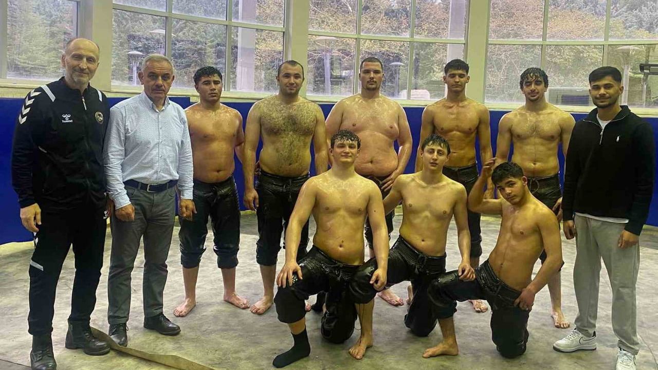 Körfez Gençlerbirliği Yağlı Güreş Takımı yeni sezon hazırlıklarına başladı