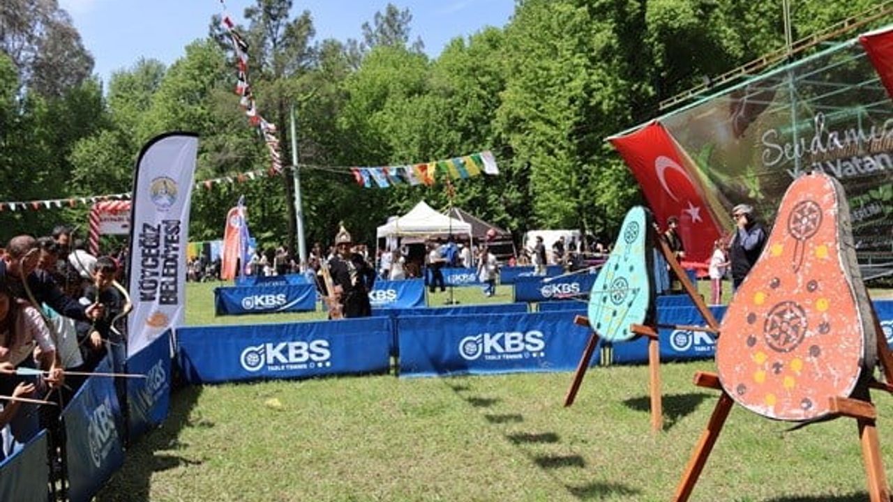 Köyceğiz’de gönüllü eğitmen Müberra Uçar geleneksel Türk okçuluğunu yaygınlaştırıyor