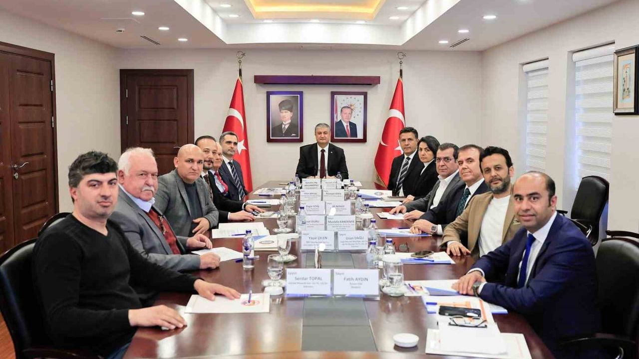 Kozan'da 4 km çevre yolu ve kapalı devre sulama sistemi için çalışmalar başlatıldı