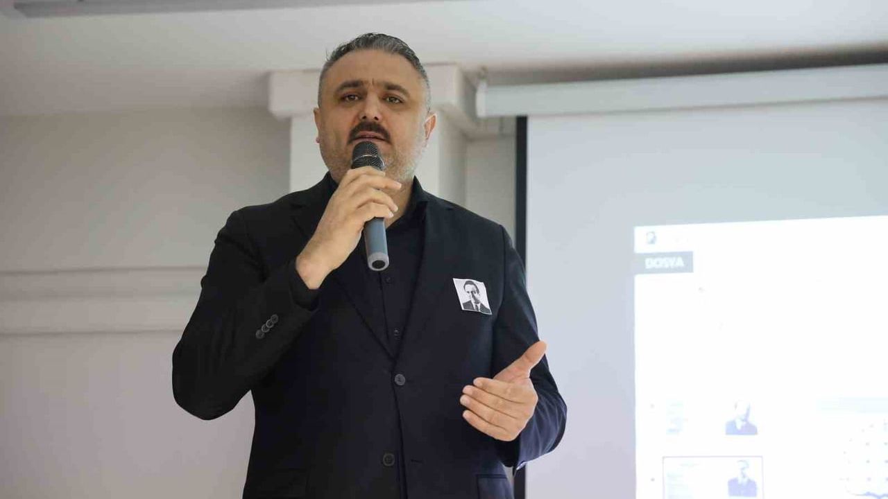 Kozan'da Prof. Dr. Remzi Oğuz Arık Adını Taşıyan Okulda Anıldı