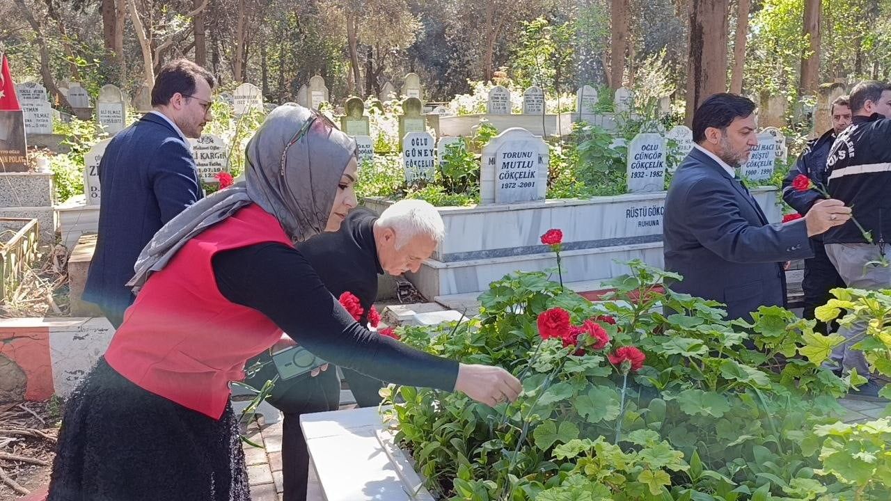 Kozan'da Türk Polis Teşkilatı'nın 181. kuruluş yıl dönümü töreninde şehit kızları babalarını andı