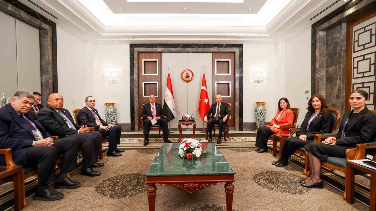 Kurtulmuş, PAB 152. Genel Kurulu kapsamında Mısır Meclis Başkanı Badawy ile görüştü