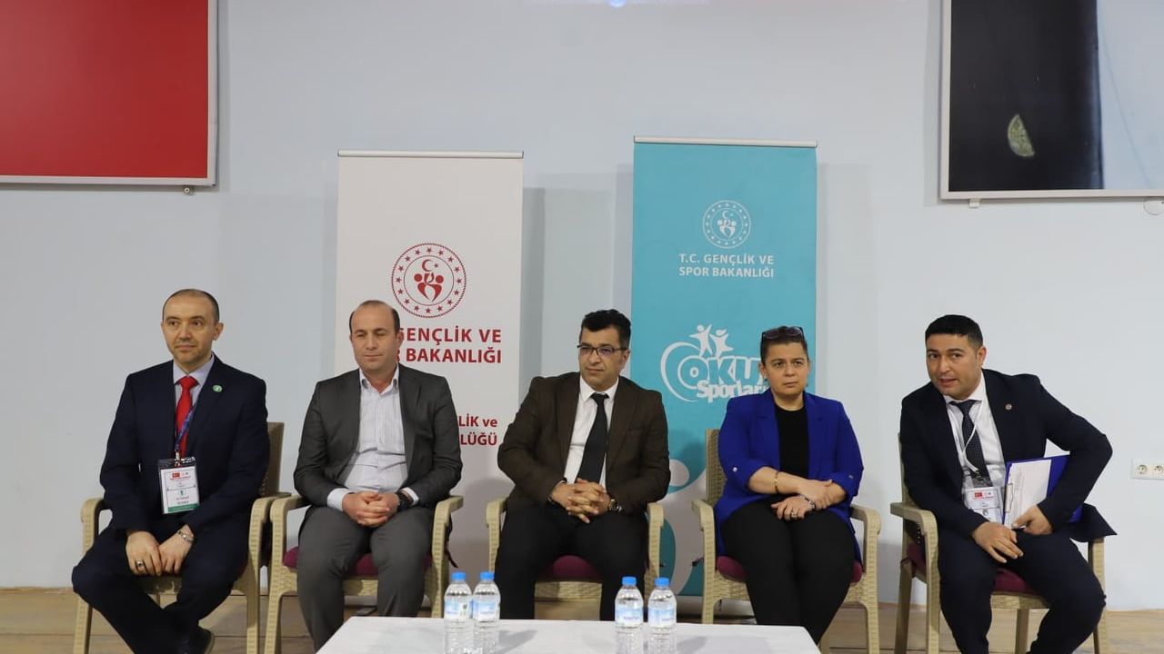 Kütahya'da 2025-2026 Eğitim Öğretim Yılı Okullar Arası Satranç Grup Müsabakaları başladı