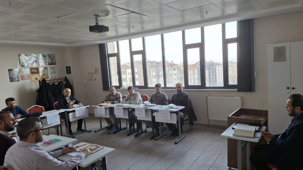 Kütahya'da imam hatip ve müezzin kayyımlara yönelik Talim ve Tashih-i Hurûf hizmet içi eğitimi