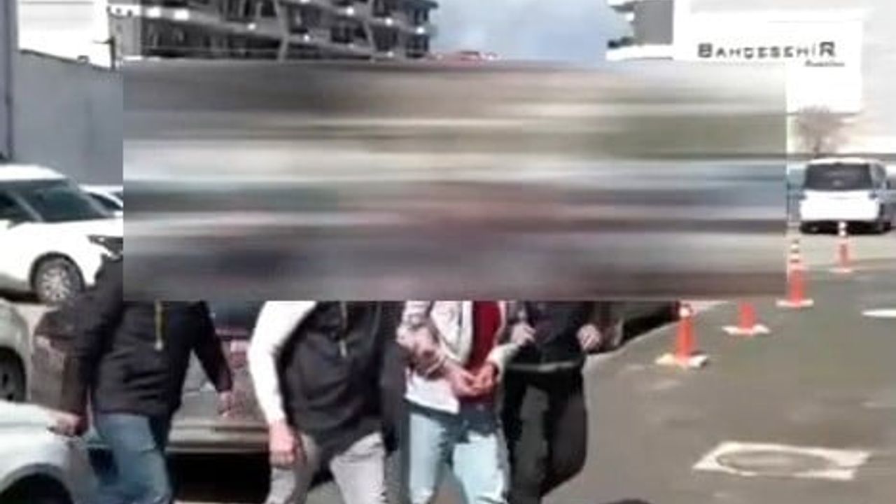 Kütahya'da kasten öldürme suçundan kesinleşmiş 20 yıl 4 ay hapis cezası bulunan firari cezaevine teslim edildi