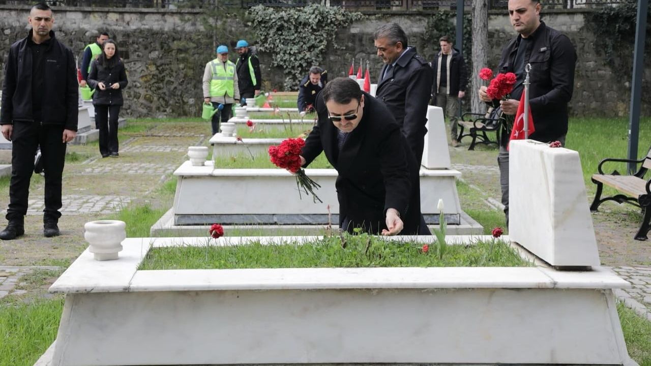 Kütahya'da Polis Haftası kapsamında şehitlik ziyaretleri