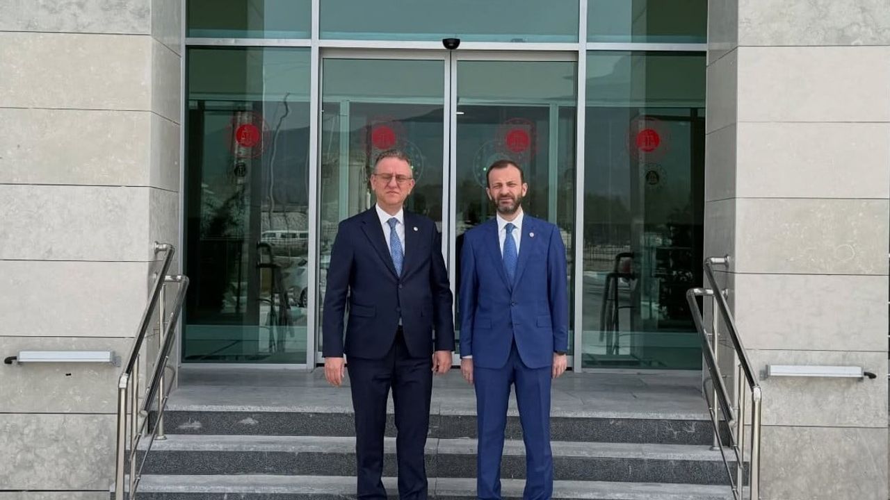 Kütahyaspor’a Yönelik Televizyon Açıklamaları Tepki Çekti: Kulüp ve Milletvekilleri Suç Duyurdu