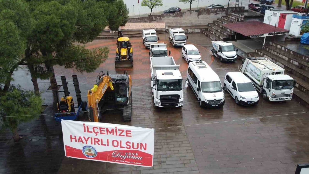 Kuyucak Belediyesi ikinci yılında araç filosunu 12 yeni araçla güçlendirdi