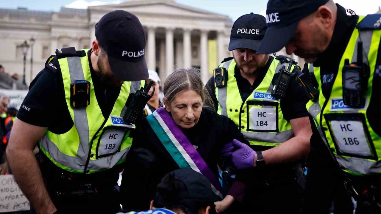 Londra'da 'Filistin için Eylem' protestosunda gözaltı sayısı 523'e yükseldi