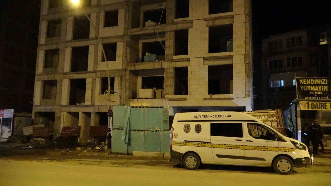 Malatya'da inşaattan düşen kişi hayatını kaybetti