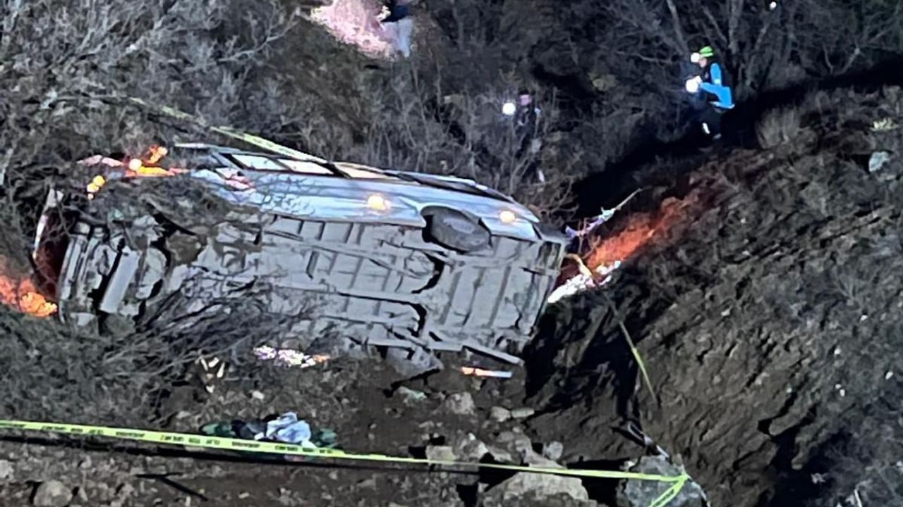 Malatya'da işçi servisi şarampole yuvarlandı: 2 ölü, 10 yaralı